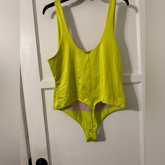 Yitty headliner shaping open bust bodysuit 2x NWT - Picture 4 of 4